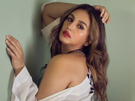 Alluring Pics Of Huma Qureshi